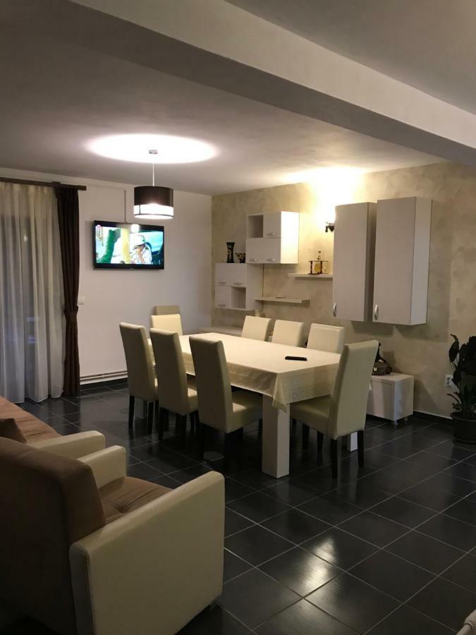 Casa Larisa Hotel Chiscau Eksteriør billede